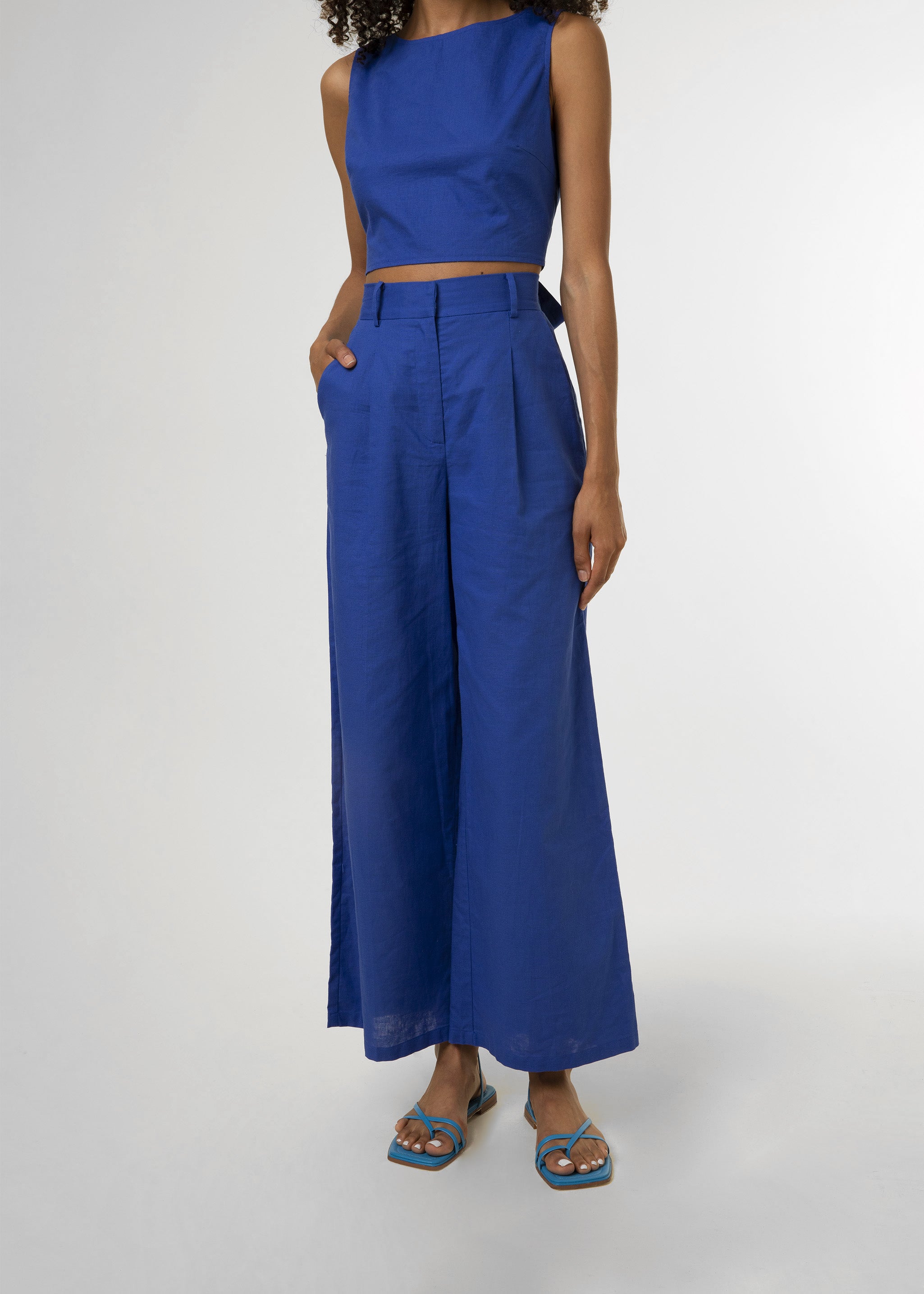 PAVERDY electric blue wide pants