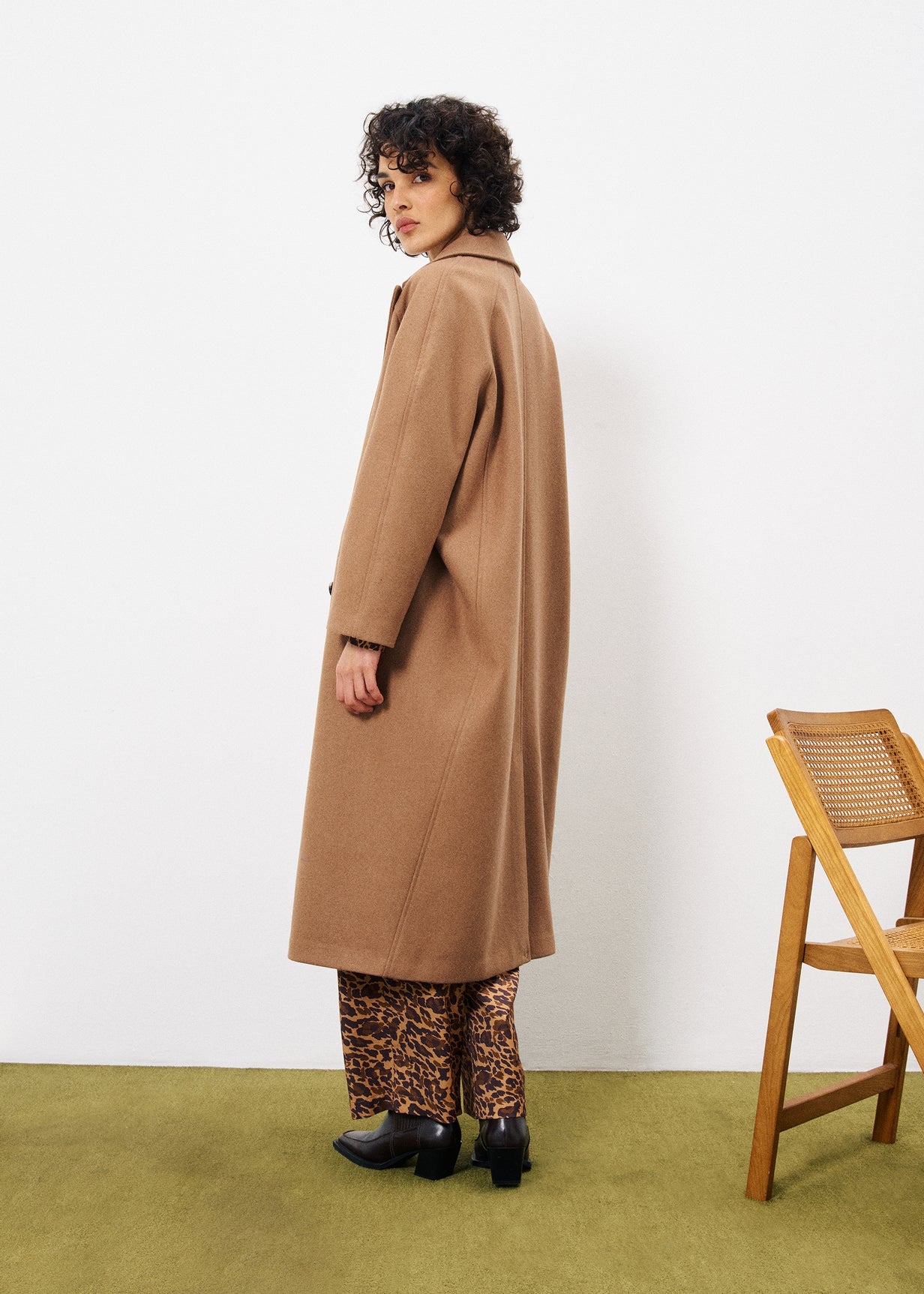 DELPHINA Brown Coat