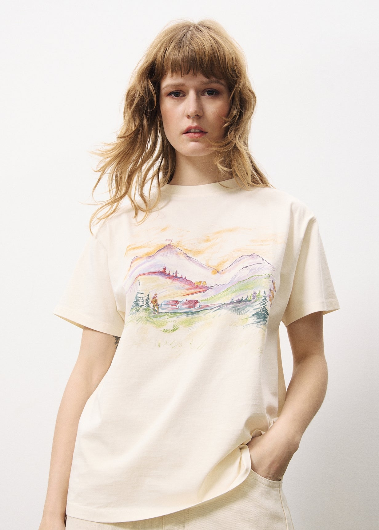 AZELLE Beige T-shirt